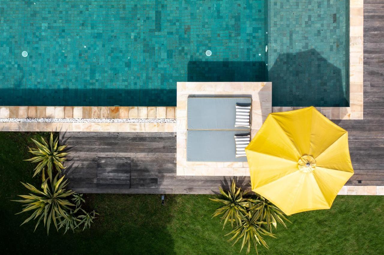 Katoni Villa Lembongan Exterior photo